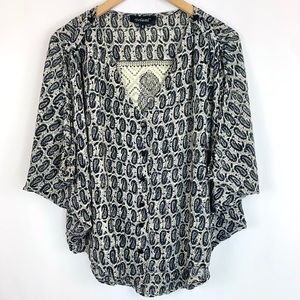 Tolani Paisley Silk Cold Shoulder navy Cream